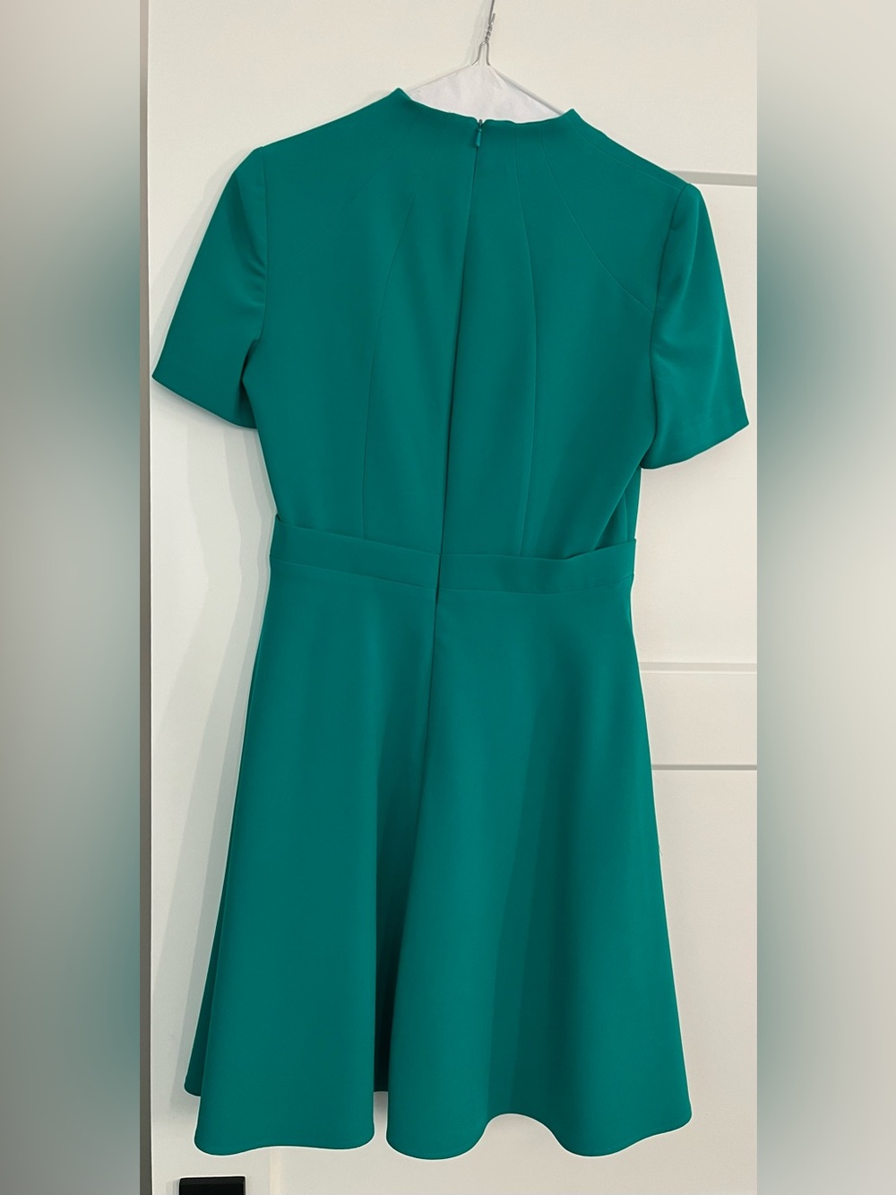 Black Halo Mayra Short Sleeve Green Fit-and-Flare Dress, Size 6 - Picture 3 of 5